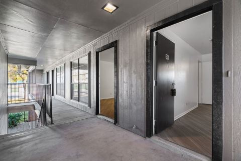 320 E 4th Street 208, Arlington, TX 76010 — photo 3