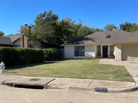 971 N Brookside Drive, Cedar Hill, TX 75104 — photo 2