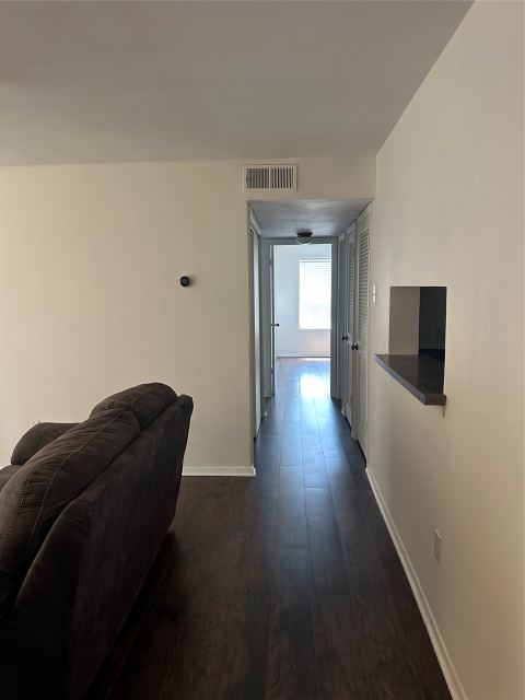218 N Texas Boulevard 201, Denton, TX 76201 — photo 3