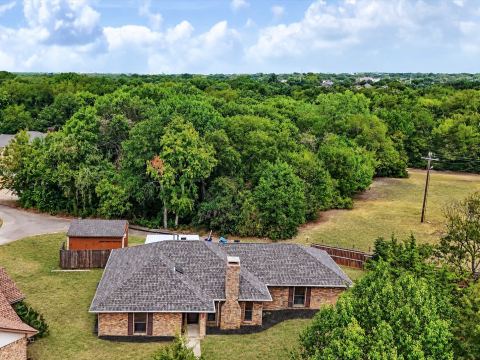 219 N Beltwoods Drive, DeSoto, TX 75115 — photo 3