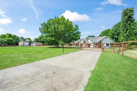 5393 State Highway 5, Van Alstyne, TX 75495 — photo 2