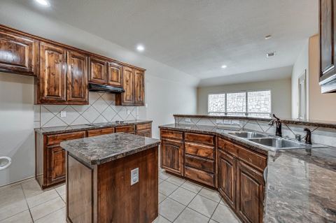1114 Walter Stephenson Road, Midlothian, TX 76065 — photo 3