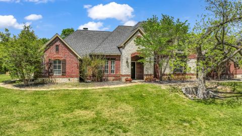 1555 Hunterglenn Drive, Aledo