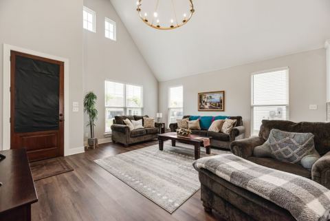 109 Vaughn Meadows Drive, Tom Bean, TX 75491 — photo 2