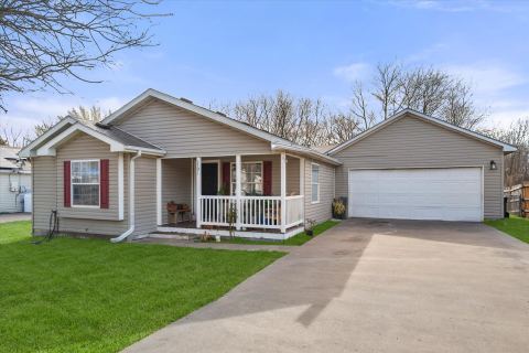 2301 W 13th Avenue, Corsicana, TX 75110 — photo 2