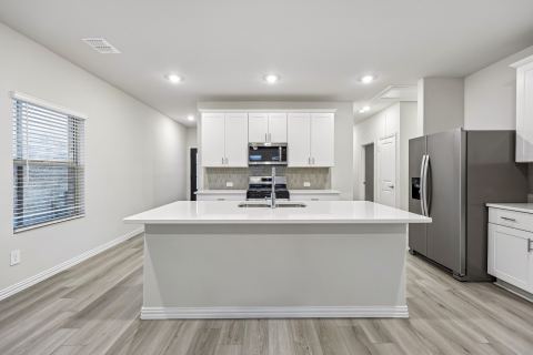 1737 Gardendale Hollow Lane, Anna