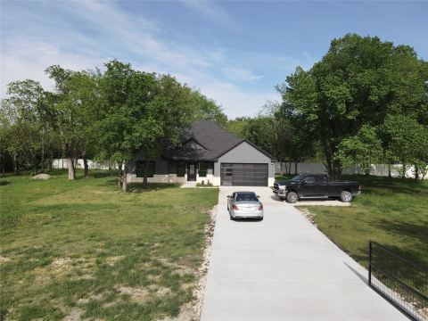 1911 US-HWY 69 Road, Greenville, TX 75401 — photo 2