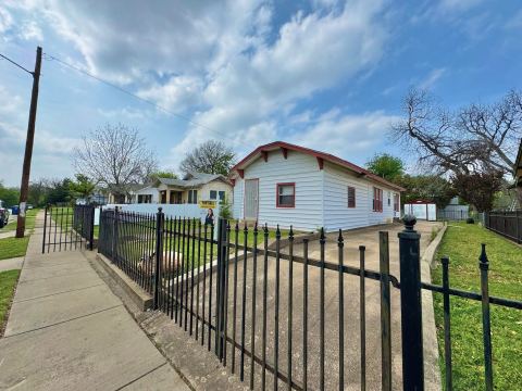 619 Delaware Street, Dallas, TX 75208 — photo 2