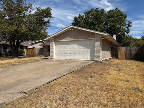 5422 Kentcroft Drive, Garland, TX 75043 — photo 2