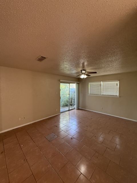 708 E Pecan Street 710, Hurst, TX 76053 — photo 2