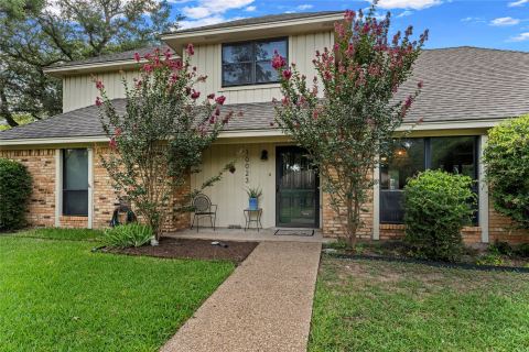 10023 Ramblewood Drive, Woodway, TX 76712 — photo 2