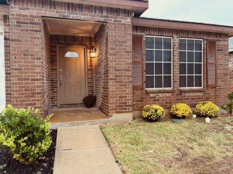 1901 J Cheshier Road, Fort Worth, TX 76247 — photo 2