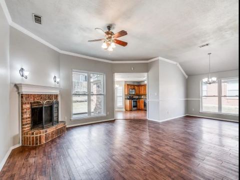 942 Jacobs Crossing Court, Burleson, TX 76028 — photo 2