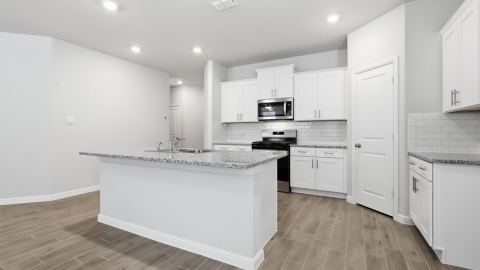 908 PARKVIEW Drive, Cleburne, TX 76031 — photo 3