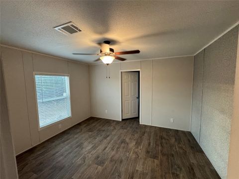 2225 WOODVIEW Trail, Granbury, TX 76048 — photo 3