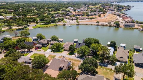 5012 Santa Elena Court, Granbury, TX 76049 — photo 2