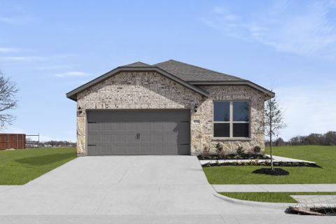8216 Kingfisher Road, Aubrey