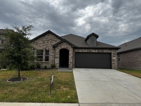 1613 Pine valley Drive, Fort Worth, TX 76052 — photo 2