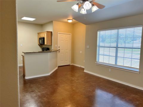 120 Sunburst Court, Weatherford, TX 76087 — photo 3