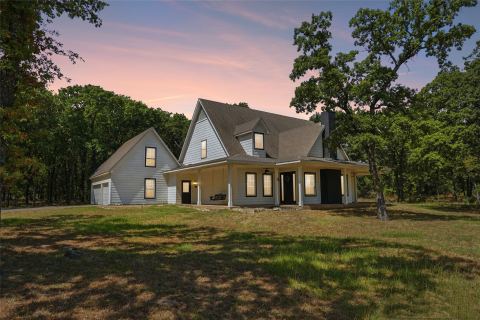 6586 Lone Star Lane, Aubrey, TX 76227 — photo 3