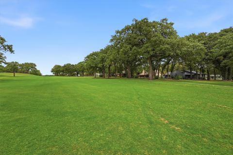 237 Cayuga Trail, Lake Kiowa, TX 76240 — photo 3