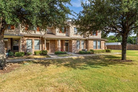 2709 Olympic Park Drive, Grand Prairie, TX 75050 — photo 3