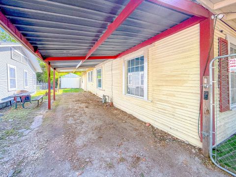 401 S 30th Street, Corsicana, TX 75110 — photo 2