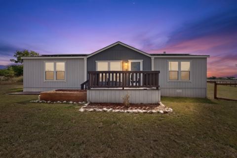 115 Vinall Circle, Decatur, TX 76234 — photo 2
