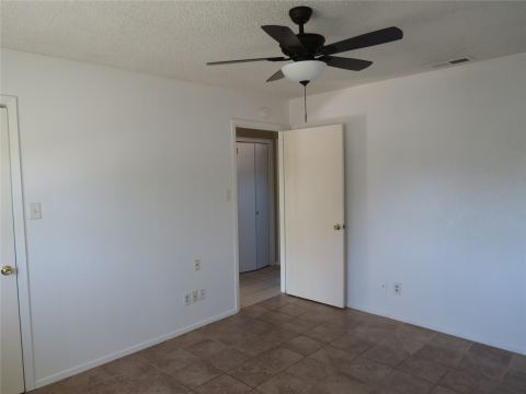2500 Bowling Green Street A, Denton, TX 76201 — photo 3