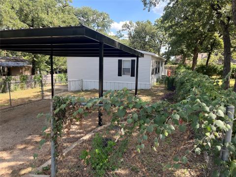 4322 Bradley Lane, Arlington, TX 76017 — photo 3