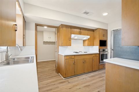 7003 Kingsbury Drive 7003, Dallas, TX 75231 — photo 3