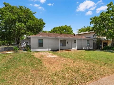 708 Race Street, Crowley, TX 76036 — photo 3