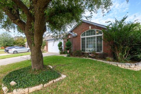 2209 Loon Lake Road, Denton, TX 76210 — photo 2