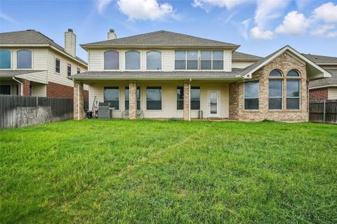 421 Roundrock Lane, Fort Worth, TX 76140 — photo 3