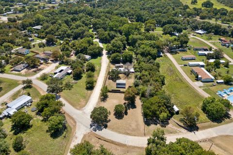5411 S Oklahoma Trail, Granbury