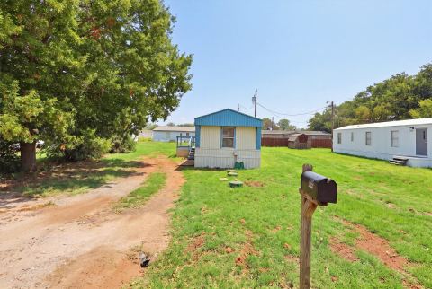 904- B Flamingo Road, Granbury, TX 76049 — photo 2