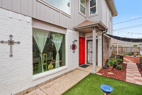 6747 S Creek Drive, Fort Worth, TX 76133 — photo 2