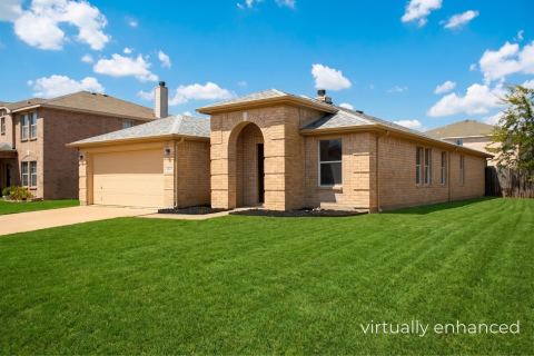 2420 Arroyo Springs Drive, Grand Prairie, TX 75052 — photo 2