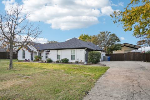 10072 Manor Way, Forney, TX 75126 — photo 2