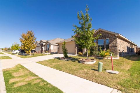 8912 Finn Lane, Fort Worth, TX 76131 — photo 2