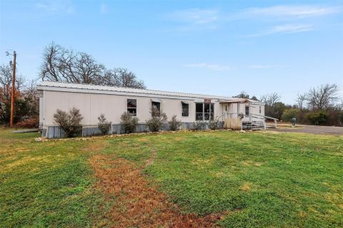 4012 Nebraska Trail, Granbury, TX 76048 — photo 2