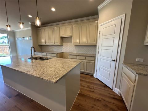 2009 Belle Lagos Ln, Cleburne, TX 76033 — photo 3
