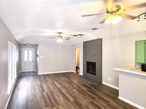 1007 Mitchell Lane, Burleson, TX 76028 — photo 3
