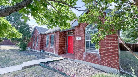 1515 Creek Springs Drive, Allen, TX 75002 — photo 2
