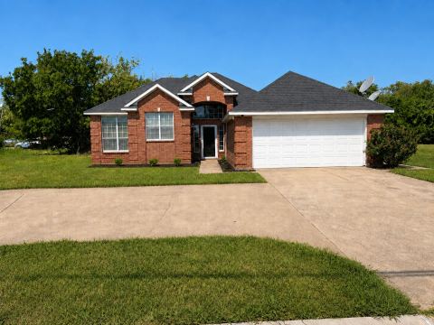 400 S Rockwall Avenue, Terrell