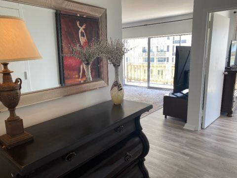 6211 W Northwest Highway G811, Dallas, TX 75225 — photo 3