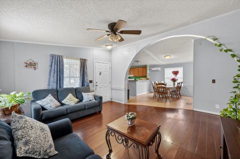 2301 W 13th Avenue, Corsicana, TX 75110 — photo 3