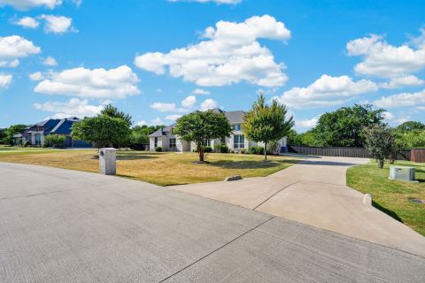 6451 Still Waters Court, Midlothian, TX 76065 — photo 3