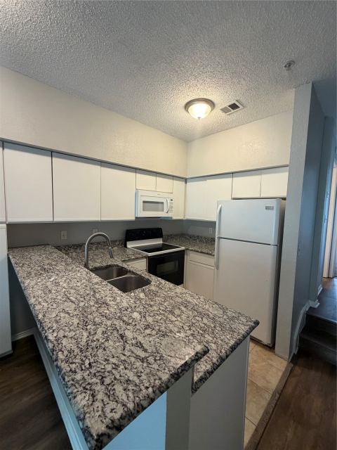 7474 Fair Oaks Avenue 7404, Dallas, TX 75231 — photo 3