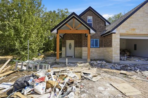 306 Royal Street, Cleburne, TX 76031 — photo 3